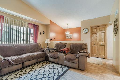 5117 Angeline Avenue N, Crystal, MN 55429