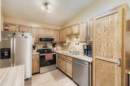 5117 Angeline Avenue N, Crystal, MN 55429