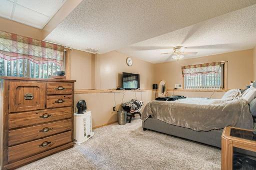 5117 Angeline Avenue N, Crystal, MN 55429