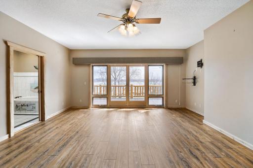 25493 W Comfort Dr - Web Quality - 011 - 06 Living Room.jpg