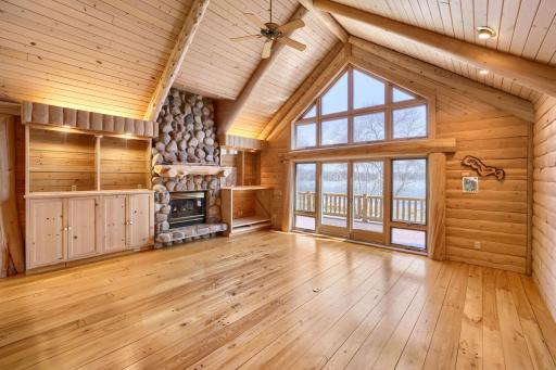 25493 W Comfort Dr - Web Quality - 015 - 10 Family Room.jpg
