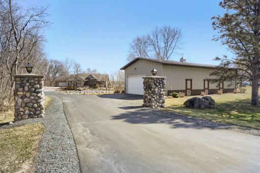 25493 W Comfort Dr - Web Quality - 008 - 03 Exterior Front.jpg