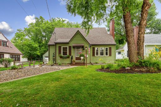 607 3rd Street S, Waterville, MN 56096