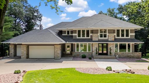 9 Red Forest Way, Saint Paul, MN 55127