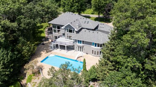 9 Red Forest Way, Saint Paul, MN 55127