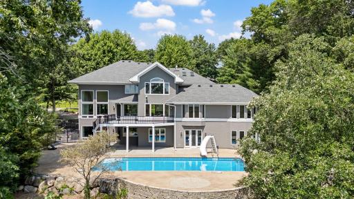 9 Red Forest Way, Saint Paul, MN 55127