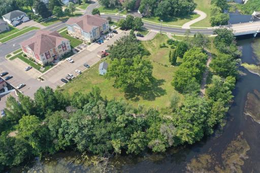 404 S Winter Street, River Falls, WI 54022