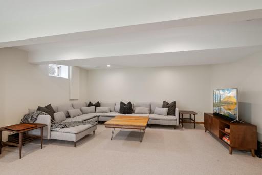 2405 Friendship Lane, Burnsville, MN 55337