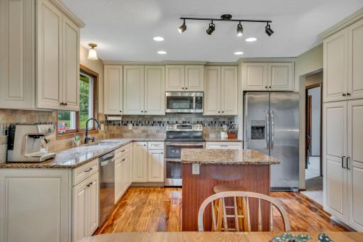 13631 Elkwood Drive, Saint Paul, MN 55124