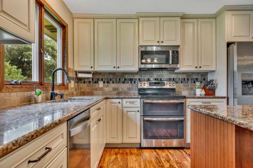 13631 Elkwood Drive, Saint Paul, MN 55124