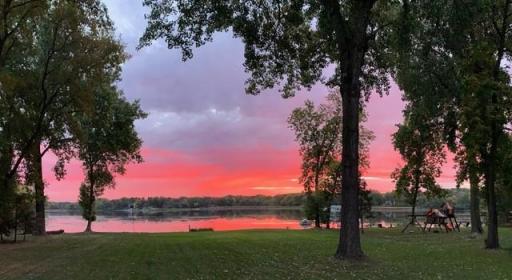 Beautiful skys throughout the year that can be viewed from the deck or the expansive lawn