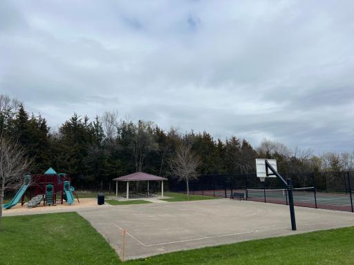 playground just steps from the home located between the home and highway 7 - playground, tennis courts, basketball and picnic area.