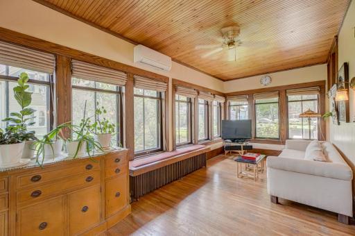#2 of 5 porches, this sunroom is 4 season