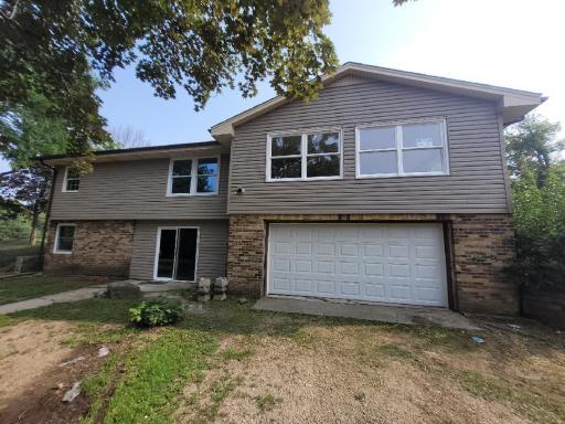 9575 Woodhill Boulevard, Lakeville, MN 55044