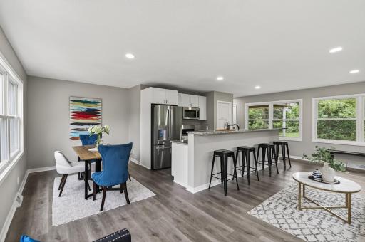 9575 Woodhill Boulevard, Lakeville, MN 55044