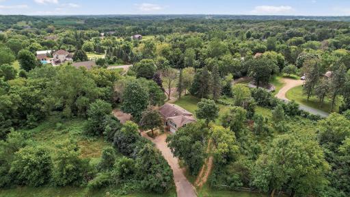 9575 Woodhill Boulevard, Lakeville, MN 55044