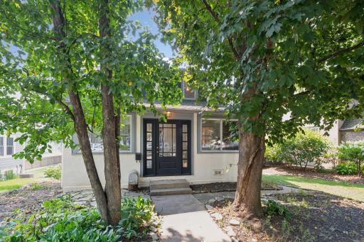 35 Center Street, Excelsior, MN 55331