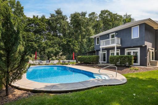 20790 Linwood Road, Excelsior, MN 55331