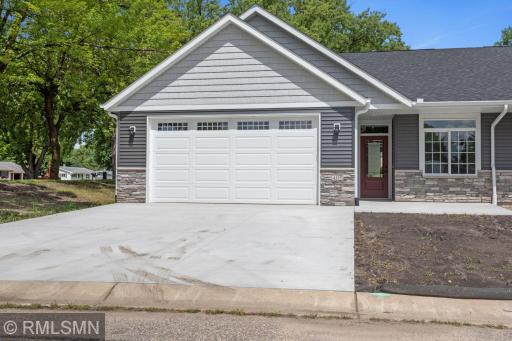 405 Kottke Court SE, Hutchinson, MN 55350