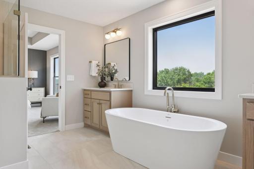 3634 Knightsbridge trail - Spacecrafting - 0043.jpg