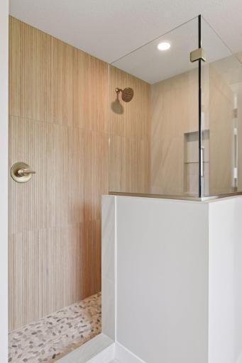 3634 Knightsbridge trail - Spacecrafting - 0045.jpg