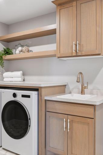 3634 Knightsbridge trail - Spacecrafting - 0048.jpg