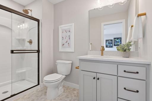 3634 Knightsbridge trail - Spacecrafting - 0059.jpg