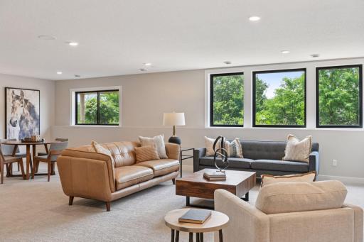 3634 Knightsbridge trail - Spacecrafting - 0061.jpg