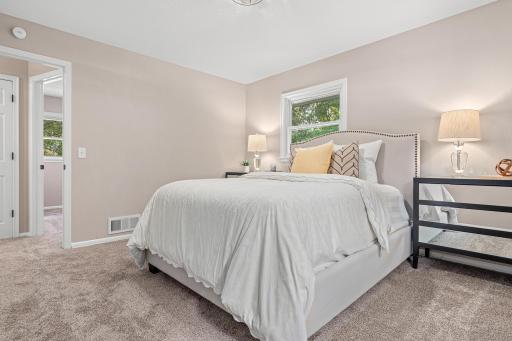 17182 Crosstown Boulevard NW, Andover, MN 55304