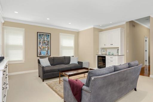 21 Avon Street S, 21, Saint Paul, MN 55105