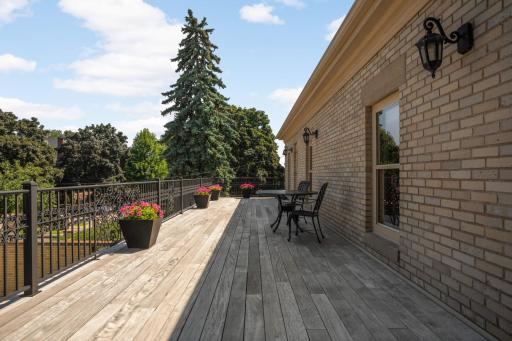 21 Avon Street S, 21, Saint Paul, MN 55105