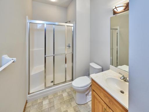 1315 Holly Avenue N, Saint Paul, MN 55128