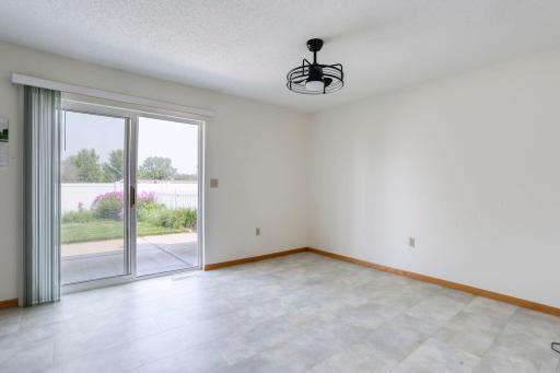 580 Burton Circle, Ellsworth, WI 54011
