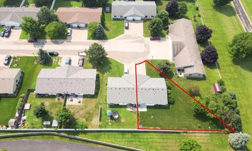 580 Burton Circle, Ellsworth, WI 54011