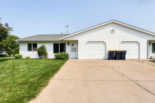 580 Burton Circle, Ellsworth, WI 54011