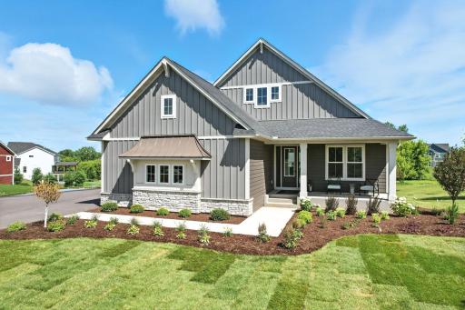 718 Crest Curve, Hudson, WI 54016