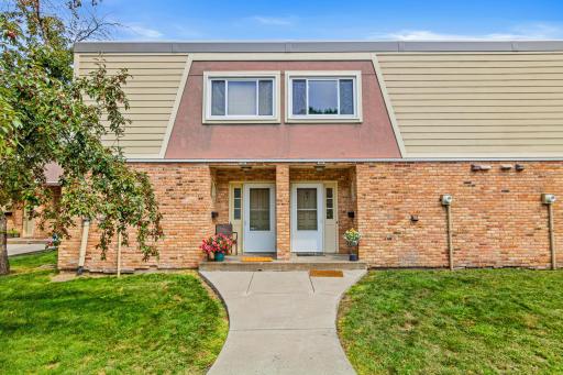 7445 W Franklin Avenue, Minneapolis, MN 55426