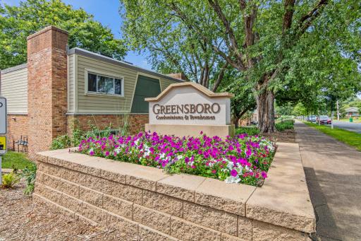 7445 W Franklin Avenue, Minneapolis, MN 55426
