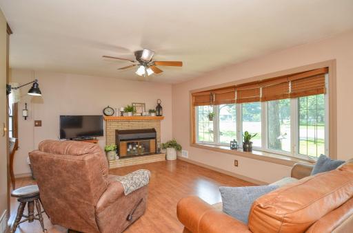 2427 Northdale Boulevard NW, Coon Rapids, MN 55433