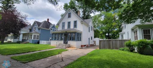 515 7th Street S, Moorhead, MN 56560