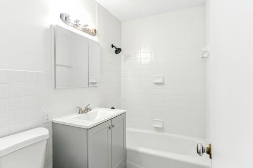 36 W 104th Street, Bloomington, MN 55420