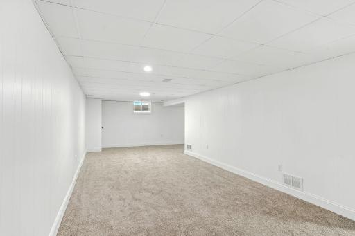 36 W 104th Street, Bloomington, MN 55420