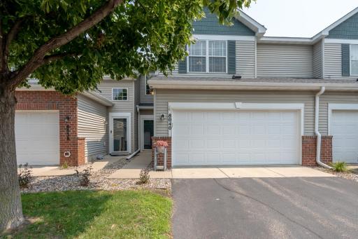 8040 Stratford Circle S, Shakopee, MN 55379
