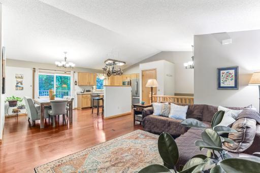 130 7th Street NW, Maple Lake, MN 55358