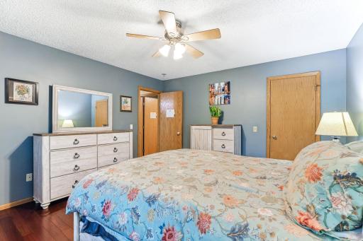 130 7th Street NW, Maple Lake, MN 55358