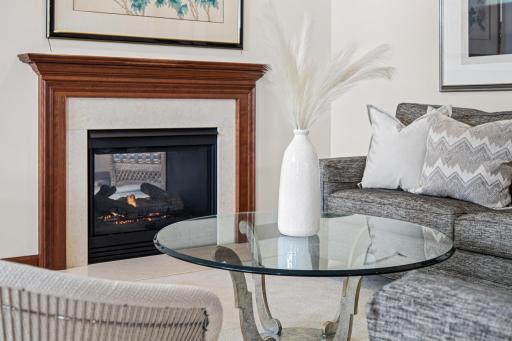 2202 Midland View Court N, Saint Paul, MN 55113