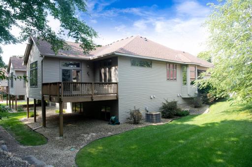 2202 Midland View Court N, Saint Paul, MN 55113