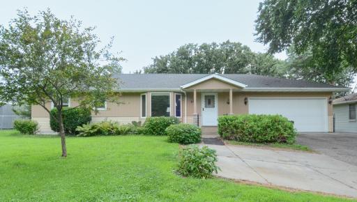420 110th Avenue NW, Minneapolis, MN 55448