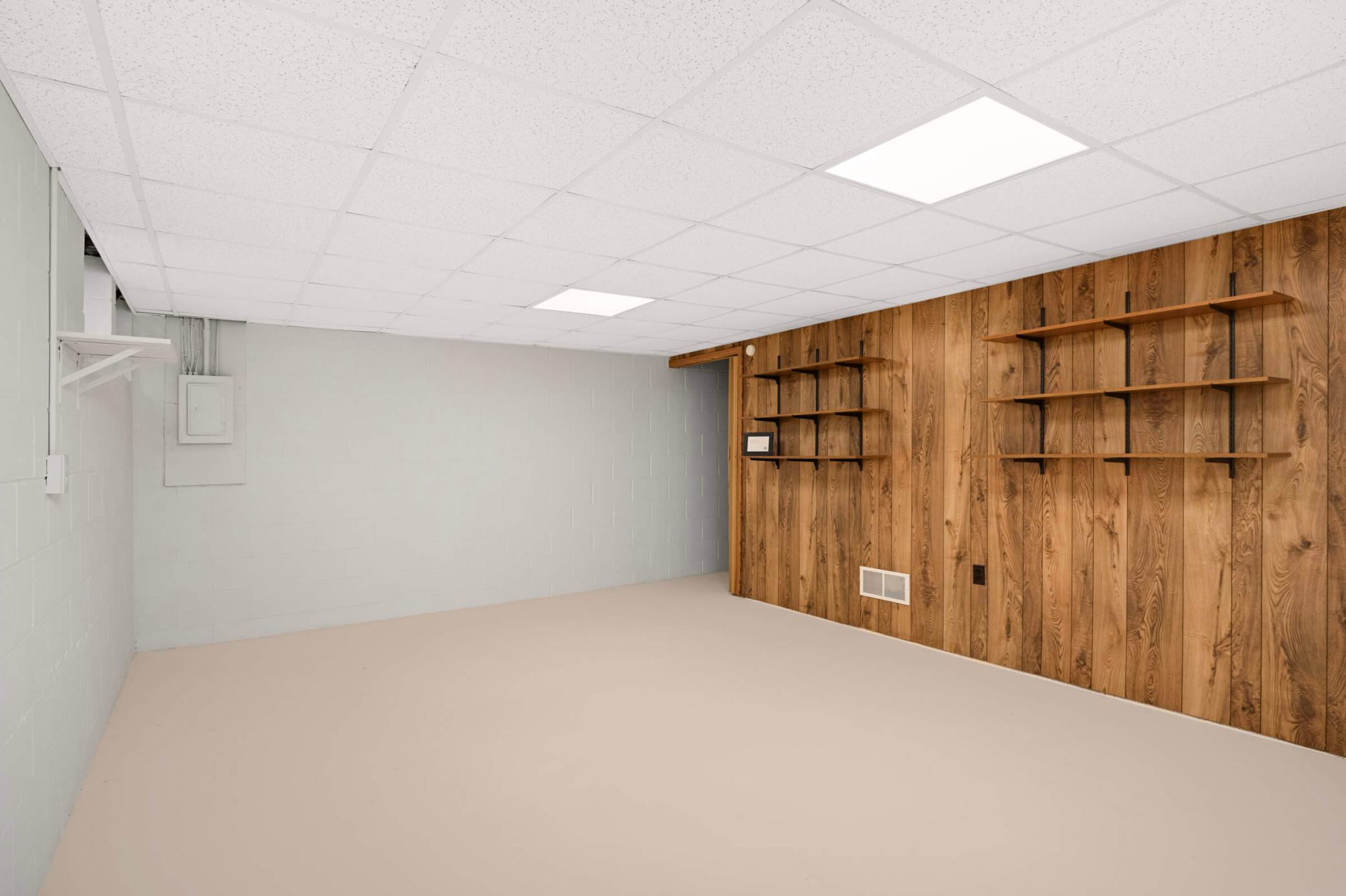 Huge flex space with rough in bathroom