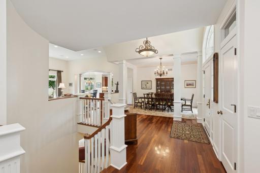 8967 Mariabo Circle, Bloomington, MN 55438